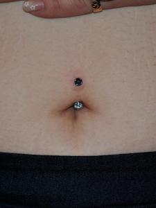 へそピアス へそピアス