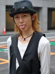 7月7日、舌。 7月7日、舌。