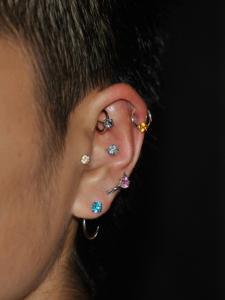 ボディジュエリー ボディジュエリー