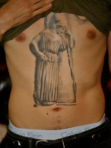 タトゥ × ボディピアス タトゥ × ボディピアス