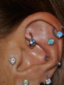 ボディピアス写真 ボディピアス写真