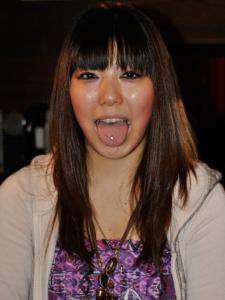 舌ピアス 舌ピアス