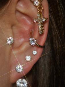 ボディジュエリー ボディジュエリー