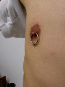 ニップルピアス ニップルピアス