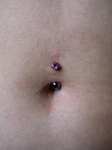 へそピアス へそピアス