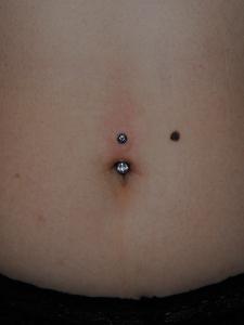 へそピアス へそピアス
