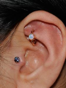 ロック ミルキーオパール ロック ミルキーオパール