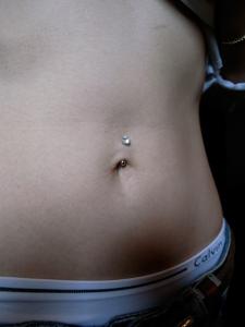 へそピアス へそピアス