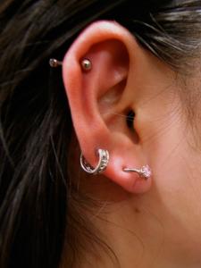 ピアッシング ピアッシング