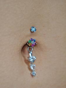 へそピアス へそピアス