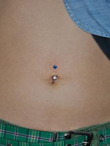 へそピアス へそピアス
