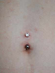 へそピアス へそピアス