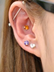 ボディピアス画像 ボディピアス画像