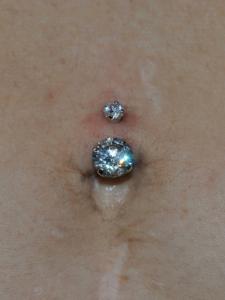 へそピアス へそピアス