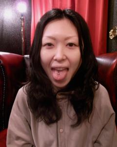 舌ピアス 舌ピアス