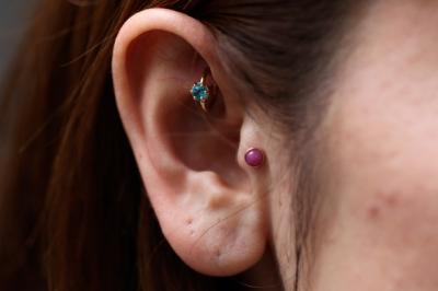 軟骨ピアス 軟骨ピアス