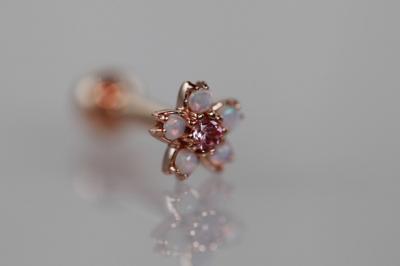 ピンクダイヤモンド × 天然ミルキーオパール