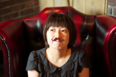 MUSTACHE MUSTACHE