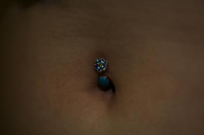 へそピアス へそピアス