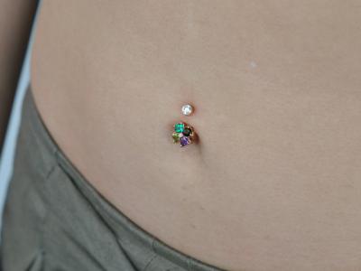 へそピアス へそピアス
