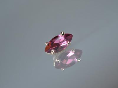 ロードライトガーネット ロードライトガーネット