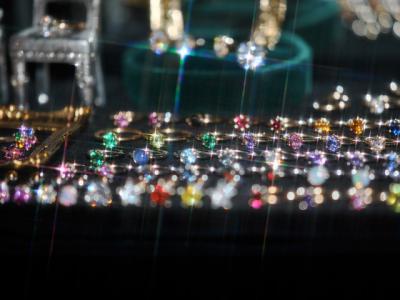 ボディジュエリー ボディジュエリー