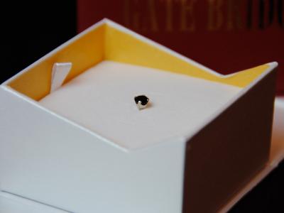 ブラックジルコニア ブラックジルコニア