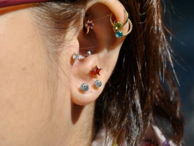 ボディジュエリー ボディジュエリー