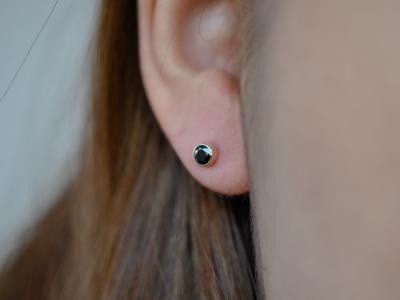 ブラックジルコニア ブラックジルコニア