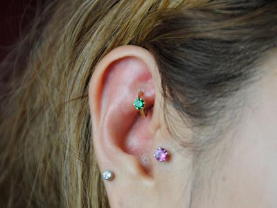 THIIS IS アッ EMERALD THIIS IS アッ EMERALD