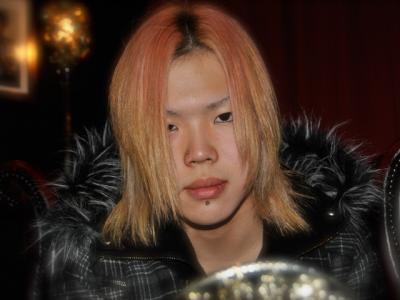 ドラムやっています、ボク。 ドラムやっています、ボク。