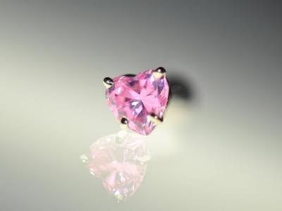 ピンクジルコニア ピンクジルコニア
