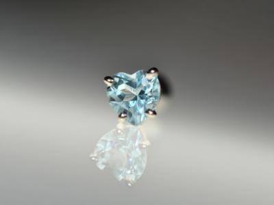 スカイブルートパーズ スカイブルートパーズ