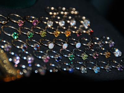 ボディジュエリー ボディジュエリー