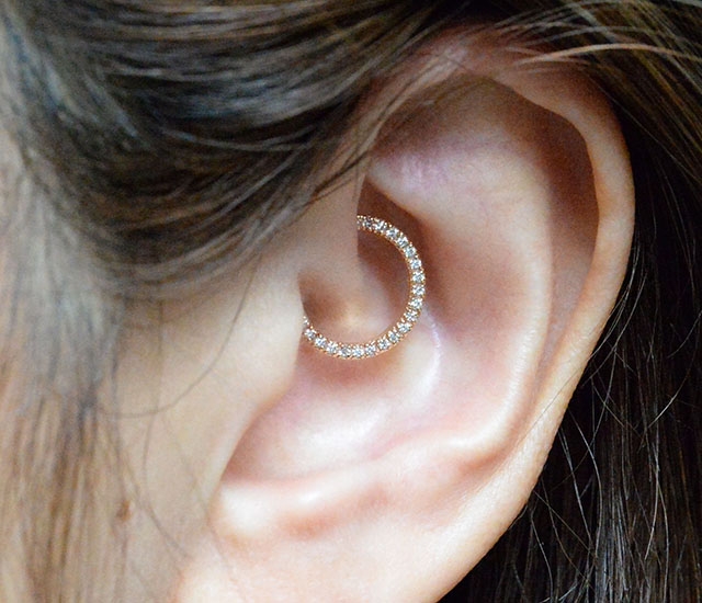 ボディピアス スタジオ ゲートブリッジ