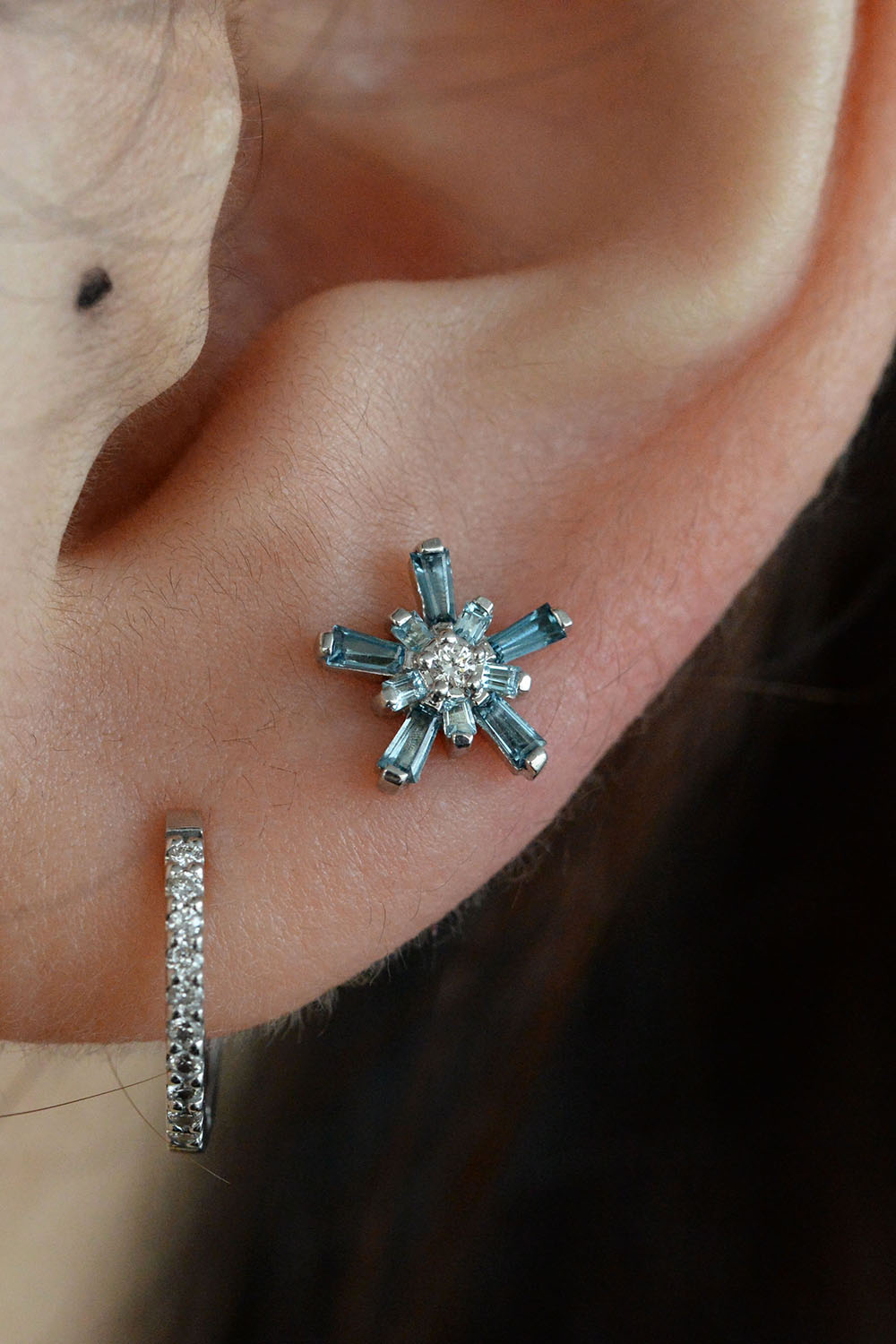 【関税込み】Collina Strada シルバー＆ブルー Daisy ピアス COLLINA STRADA(コリーナストラーダ) アクセサリー(レディース