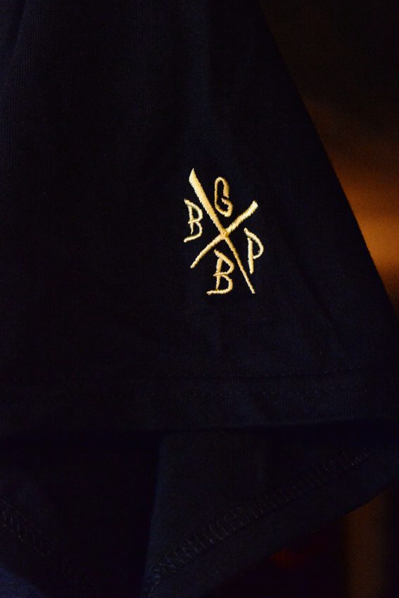 刺繍入り