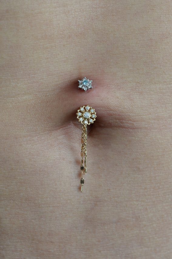 へそピアス