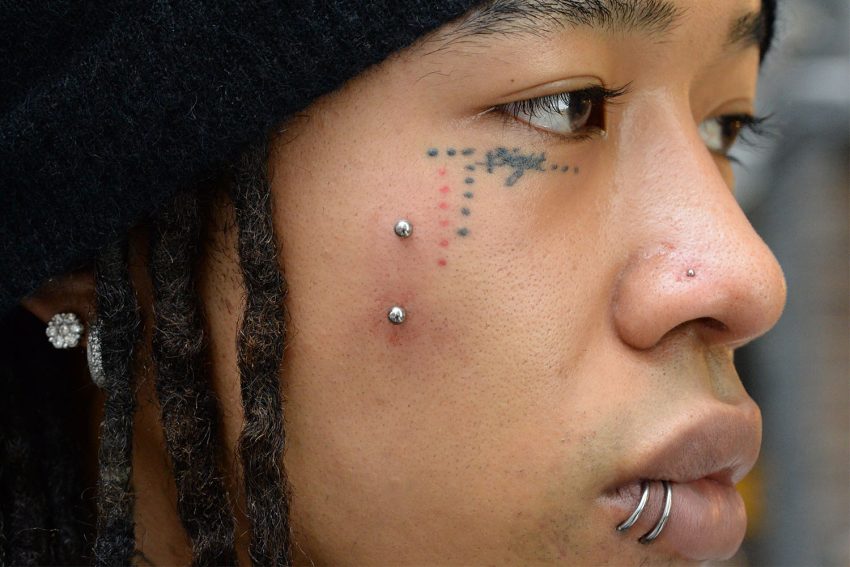 アンチアイブロウ