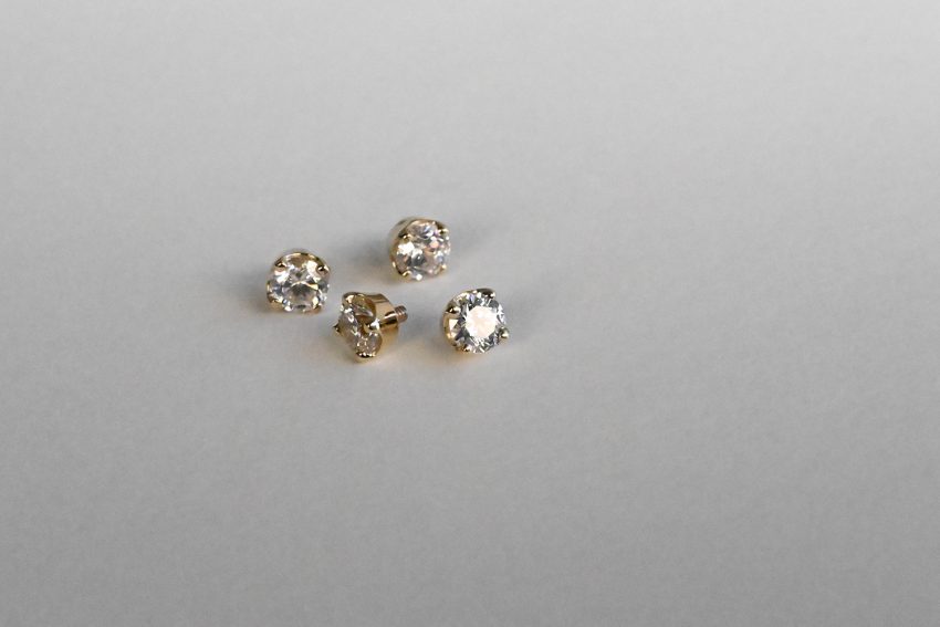 キュービックジルコニア